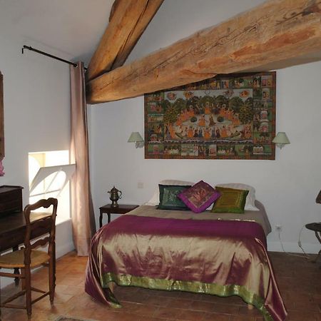 Bed and Breakfast Les Routes Du Monde à Saint-Geniès-de-Comolas Extérieur photo