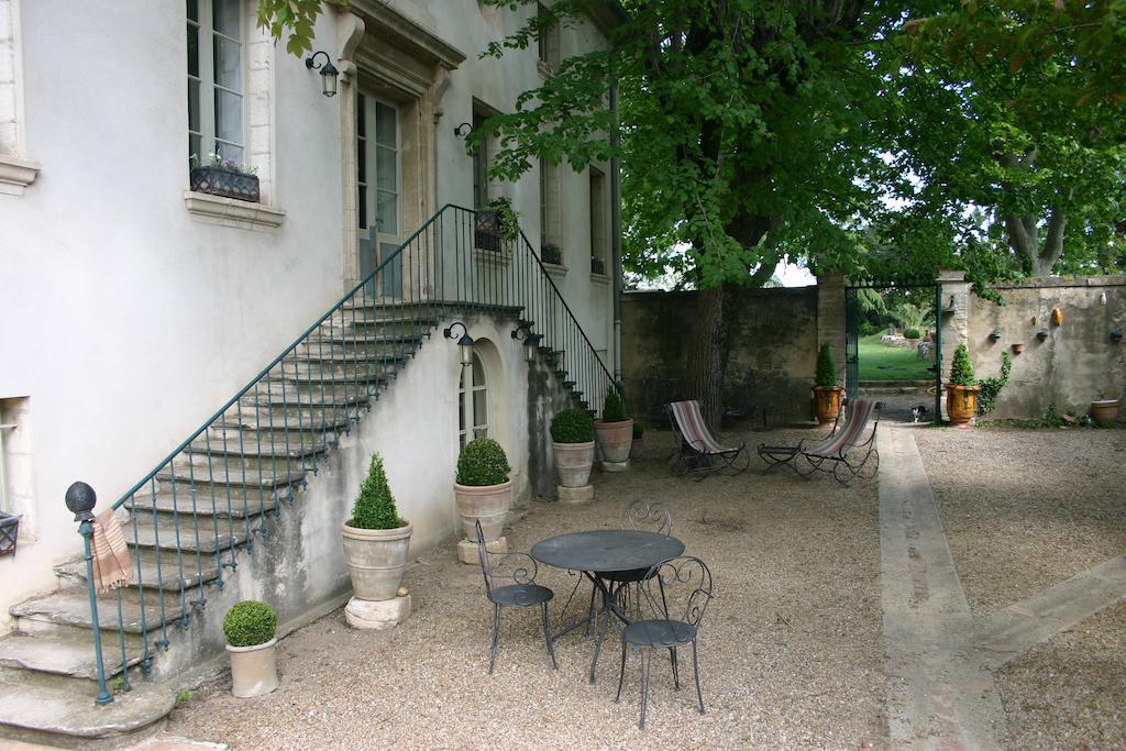 Bed and Breakfast Les Routes Du Monde à Saint-Geniès-de-Comolas Extérieur photo