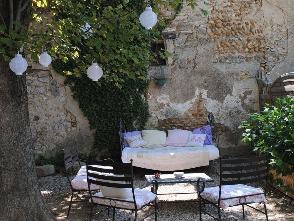 Bed and Breakfast Les Routes Du Monde à Saint-Geniès-de-Comolas Extérieur photo
